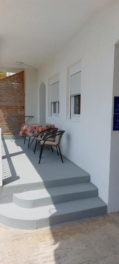 Apartments Dana Омиш Экстерьер фото